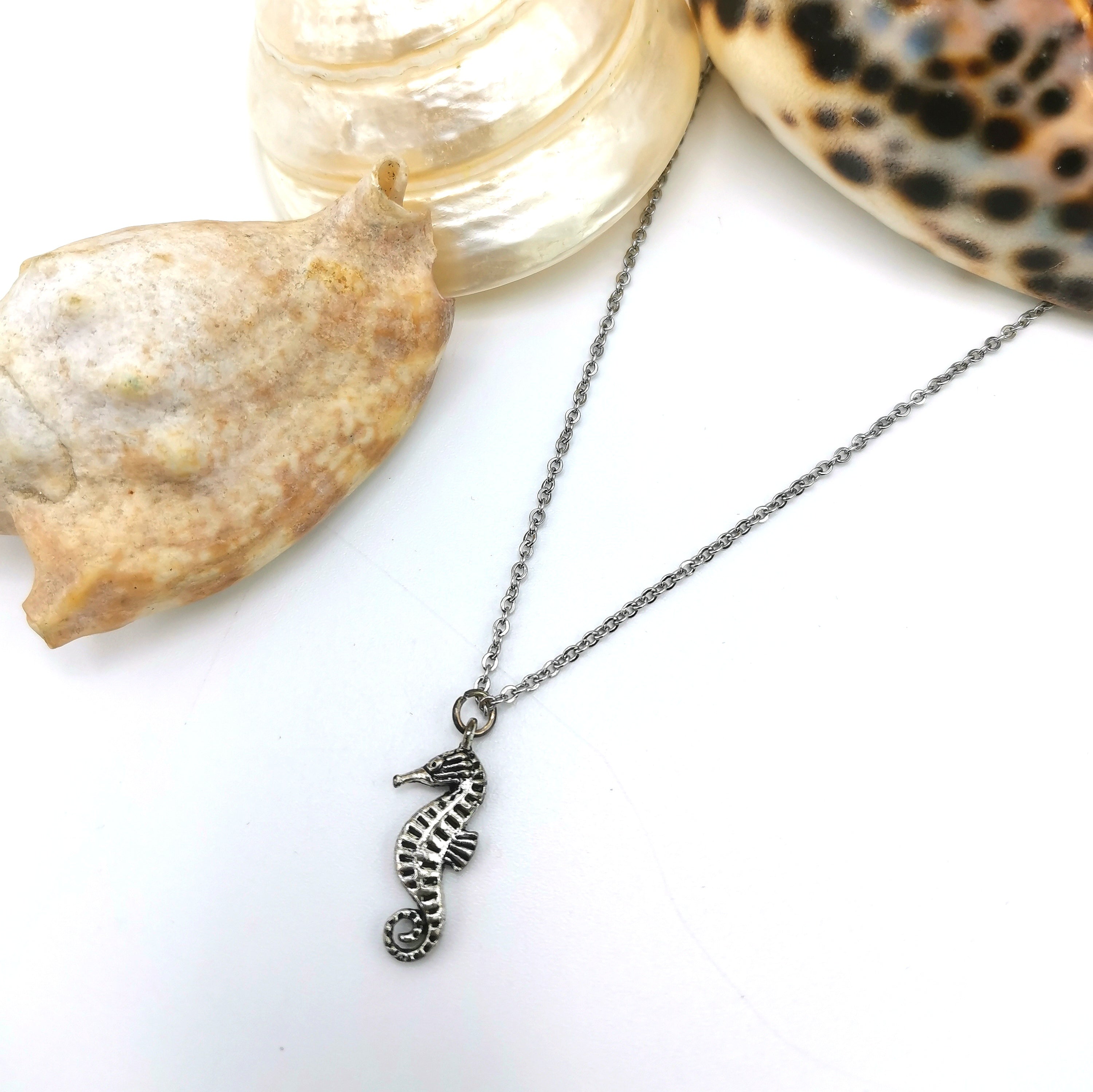 Serene Seahorse Anklet - Silver Sunbird Anklets