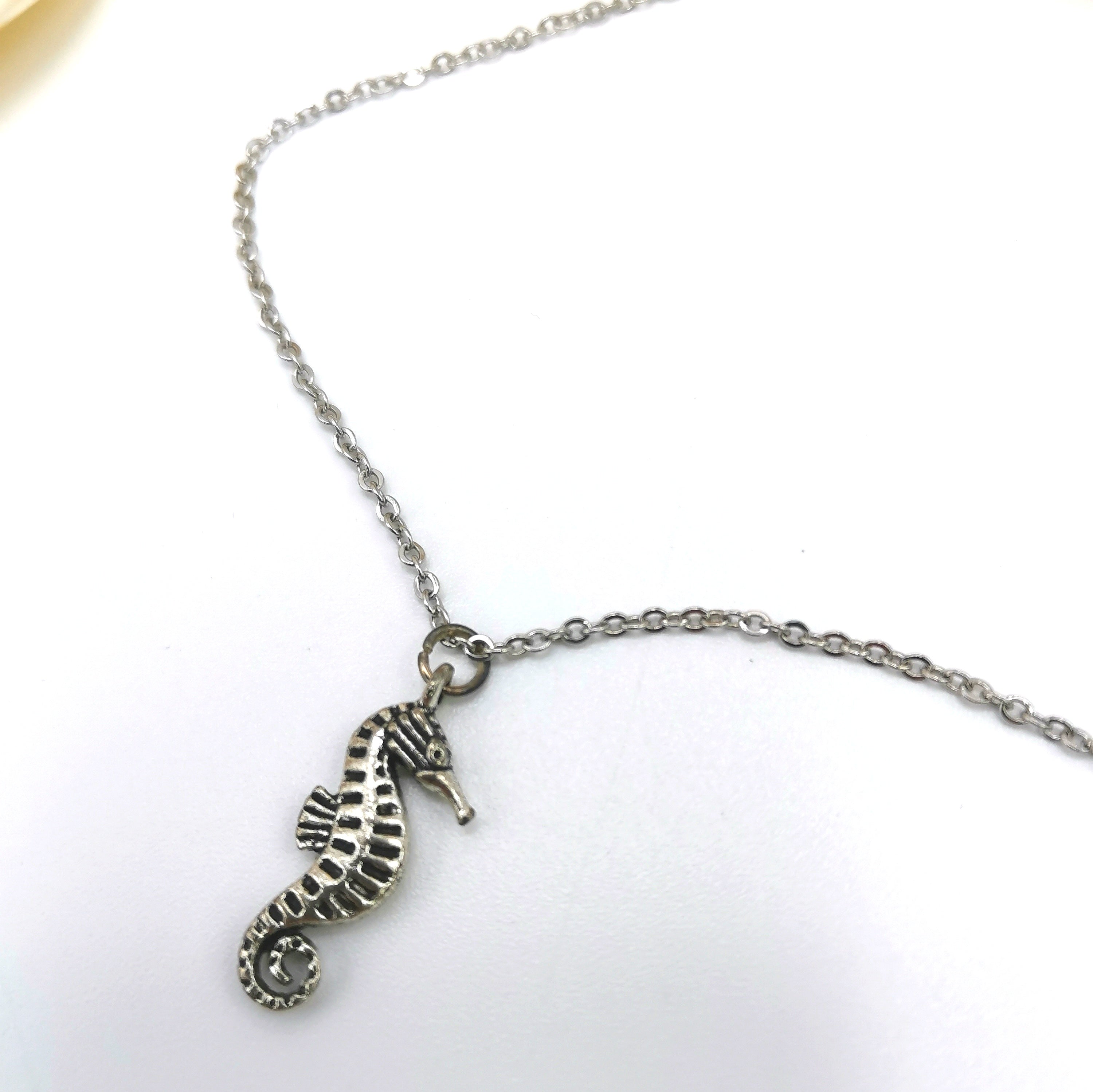 Serene Seahorse Anklet - Silver Sunbird Anklets