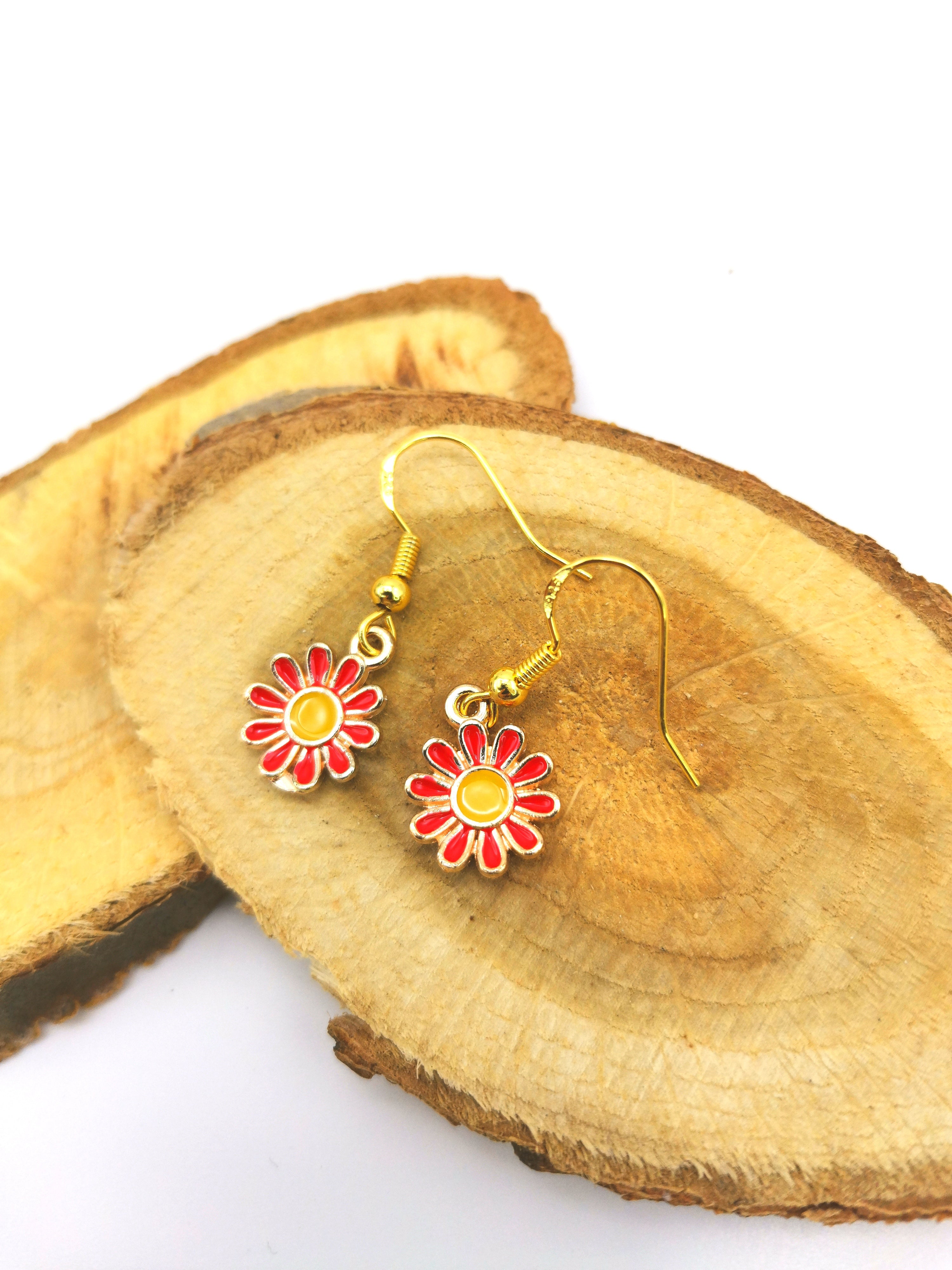 Dainty Daisy Earrings - Silver Sunbird Bohemian Earrings